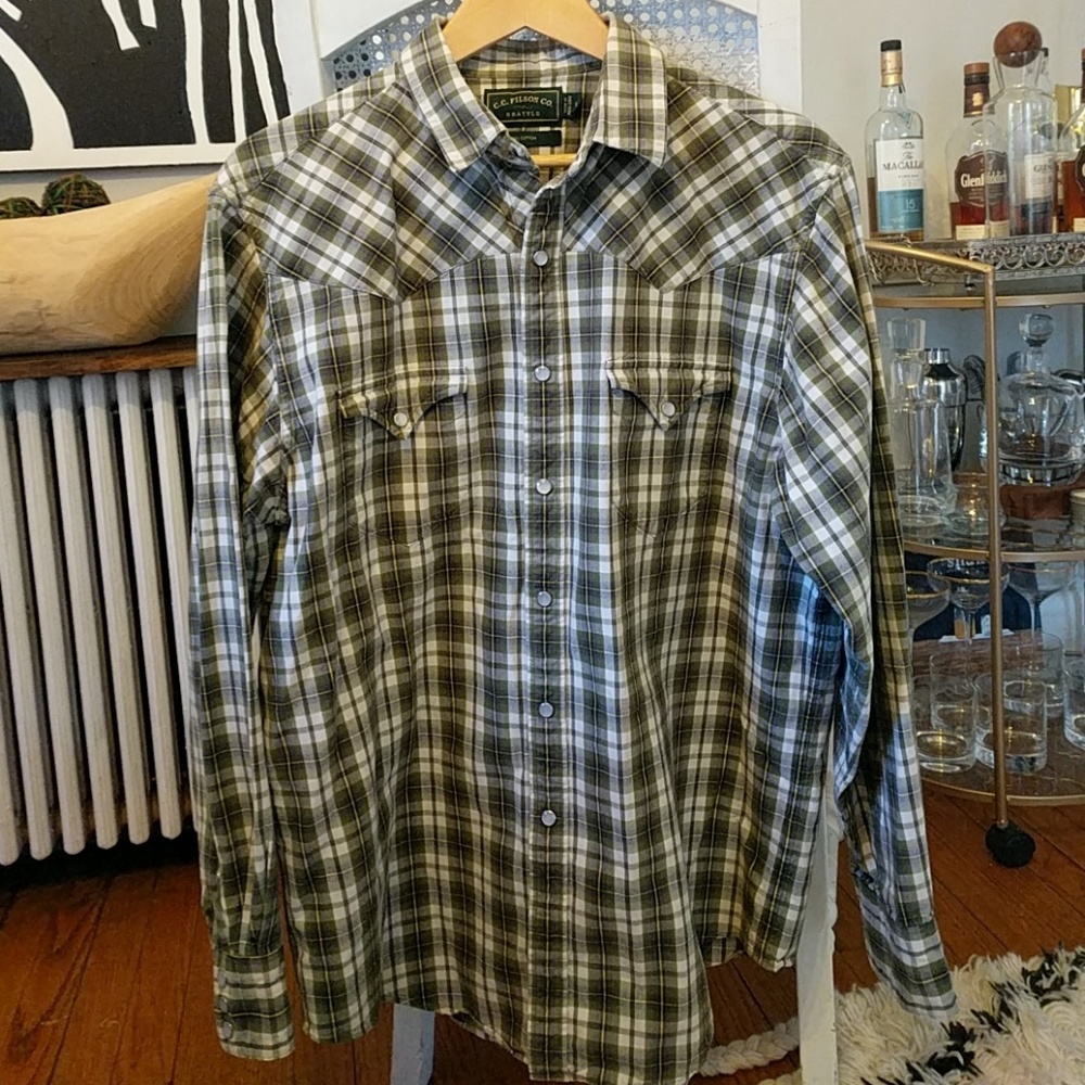 Filson Pearl Snap Shirt